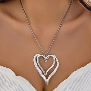 Heart-Shaped Double Layer Heart-shaped Exaggerated Necklace